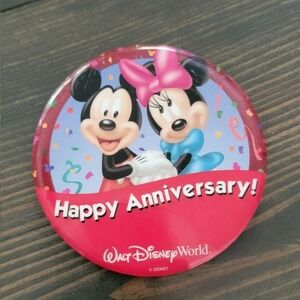 WALT‎ DISNEY MICKEY ANNIVERSARY BUTTON